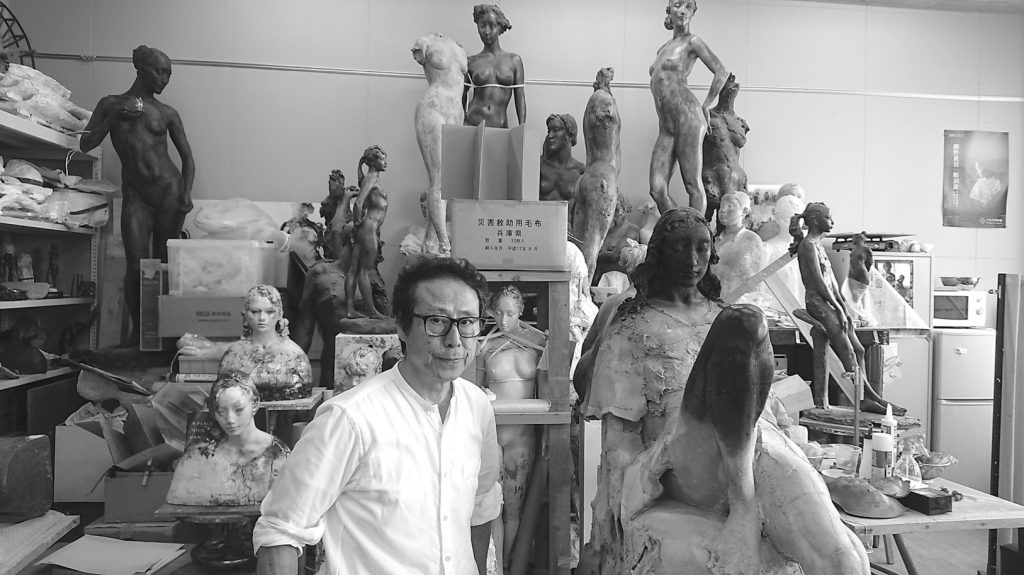 お金を目指さない人生はすがすがしい ふるさとの山河を女性像に投影